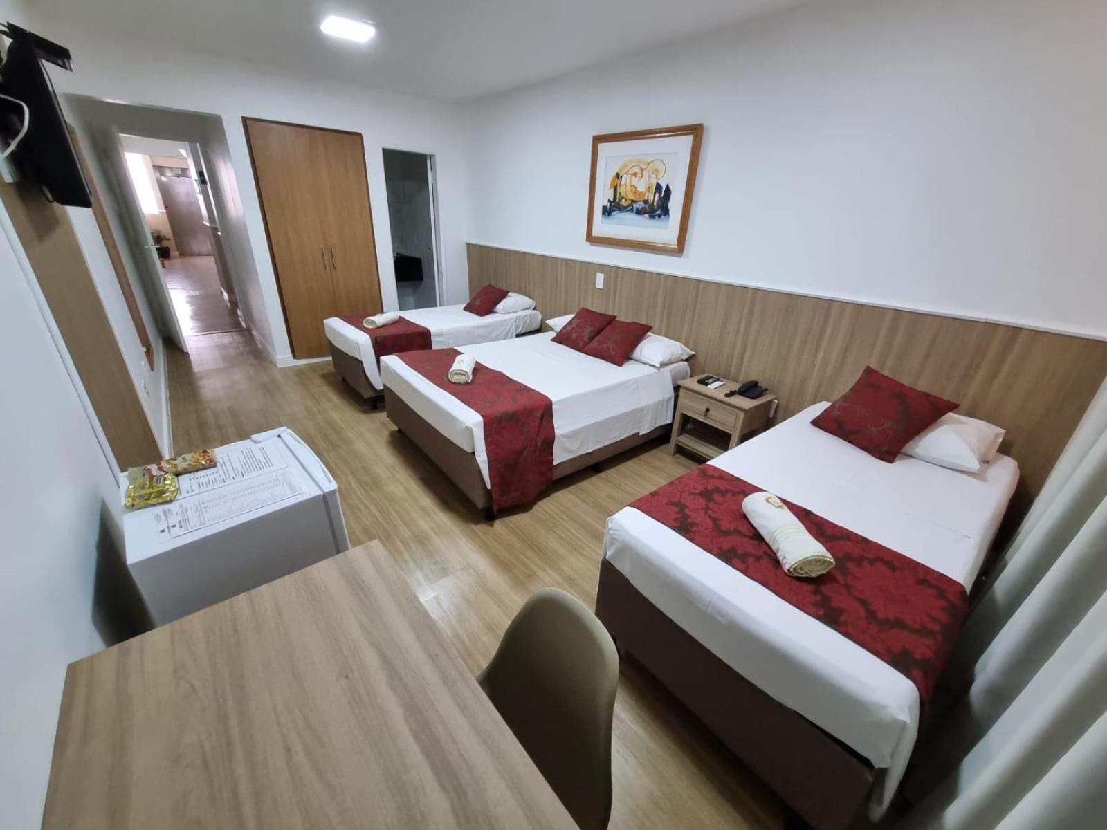 Max Hotel Нуклеу-Бандейранте Екстер'єр фото