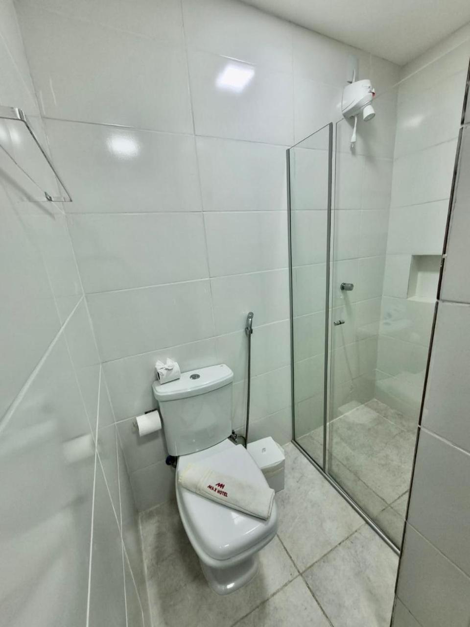 Max Hotel Нуклеу-Бандейранте Екстер'єр фото